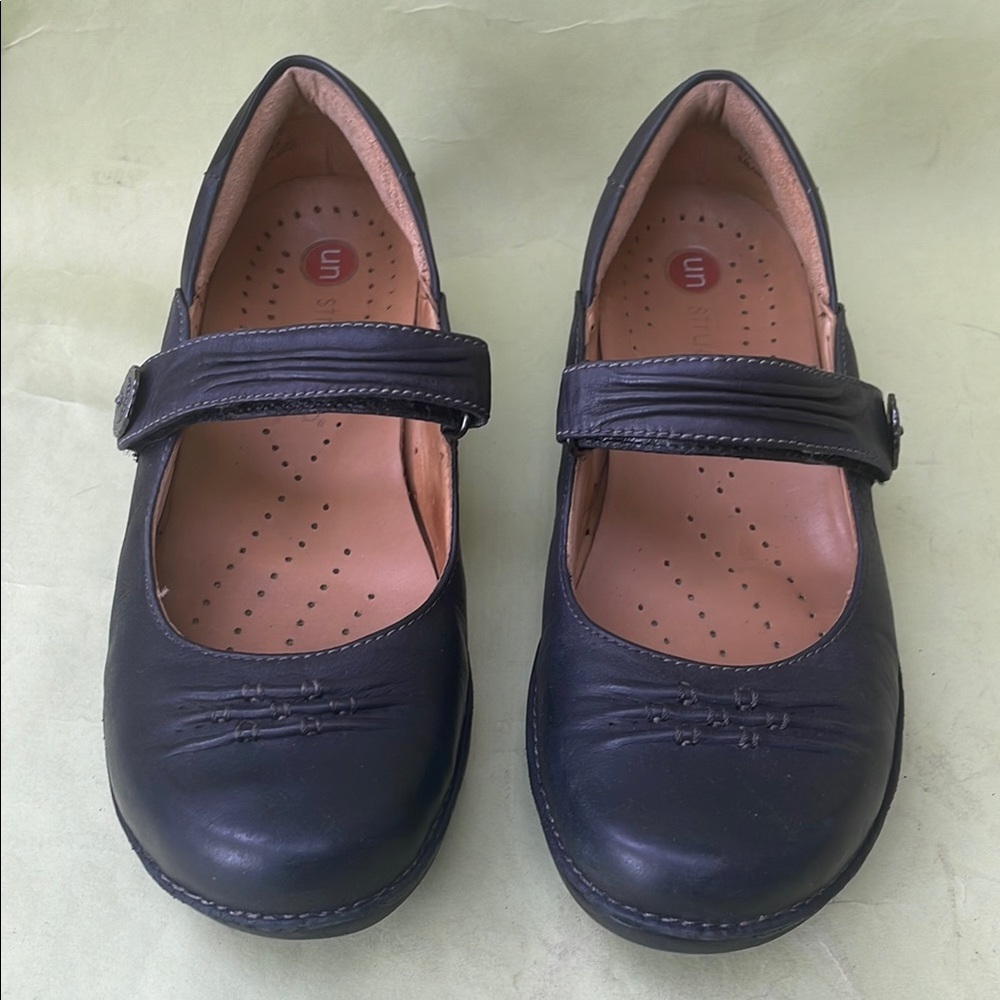 Black Leather Clarks Structured Mary Jane Shoes